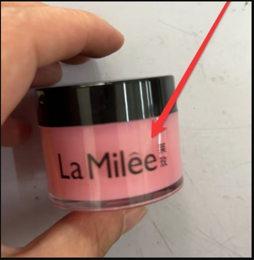 Nourishing Lip Treatment – Long-Lasting Softness & Shine
